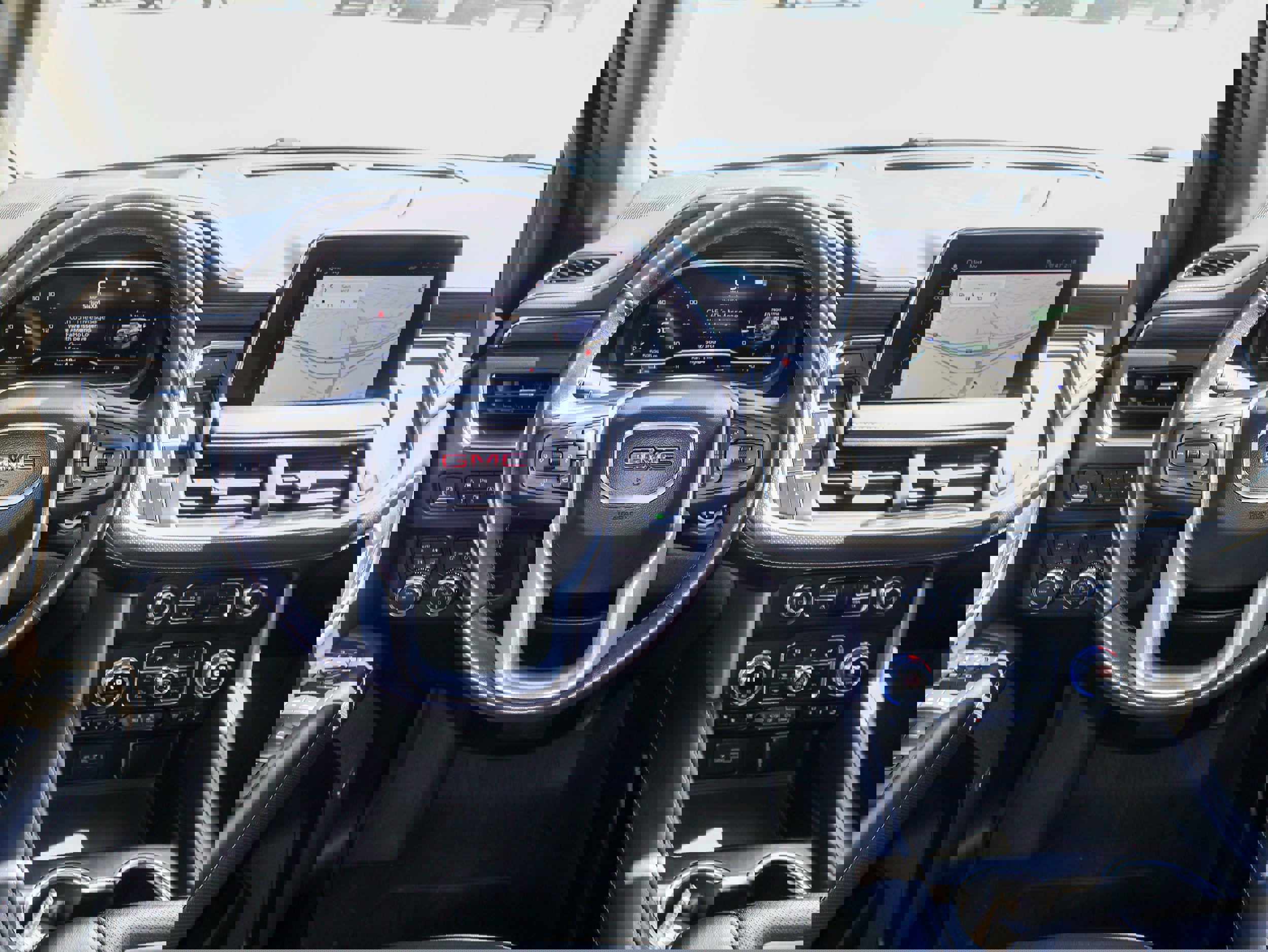 Used 2022 GMC Yukon XL SLT w/ SLT Premium Package image 22