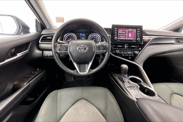Used 2023 Toyota Camry LE image 4