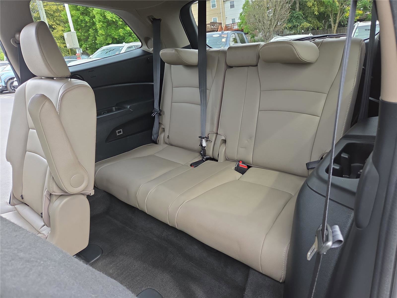 Used 2021 Honda Pilot Touring image 24