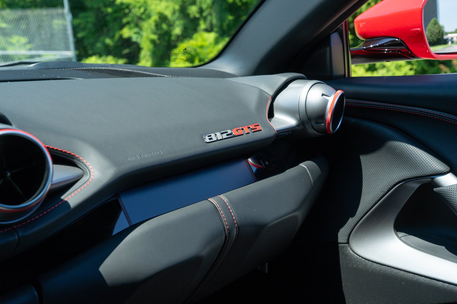 Used 2022 Ferrari 812 GTS RWD image 47