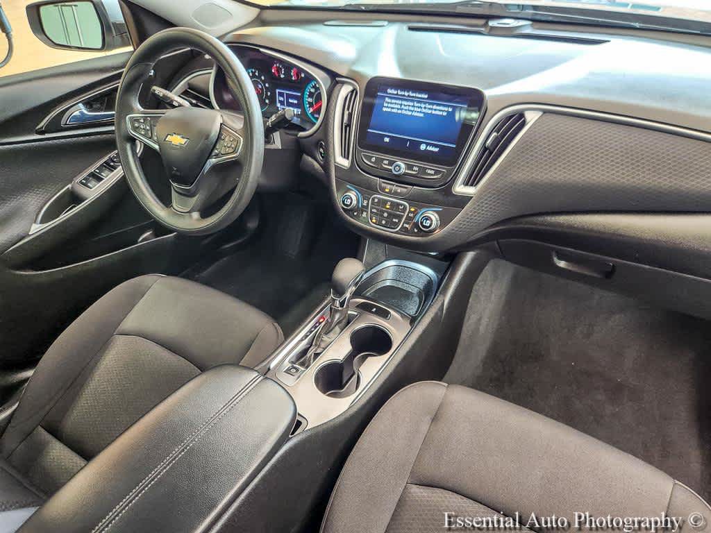 Used 2023 Chevrolet Malibu LT FWD image 25