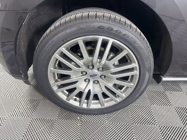 Used 2024 Ford Expedition Limited image 9