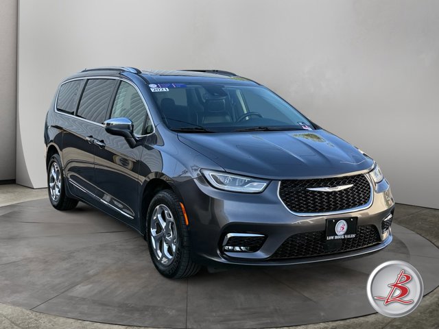 Used 2021 Chrysler Pacifica Limited w/ Premium & Safety Sphere Group AWD/4WD image 1