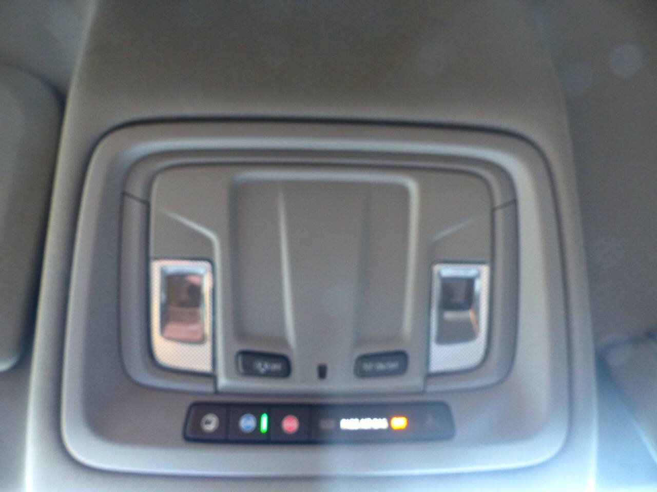 Used 2020 GMC Sierra 1500 SLT AWD/4WD image 34