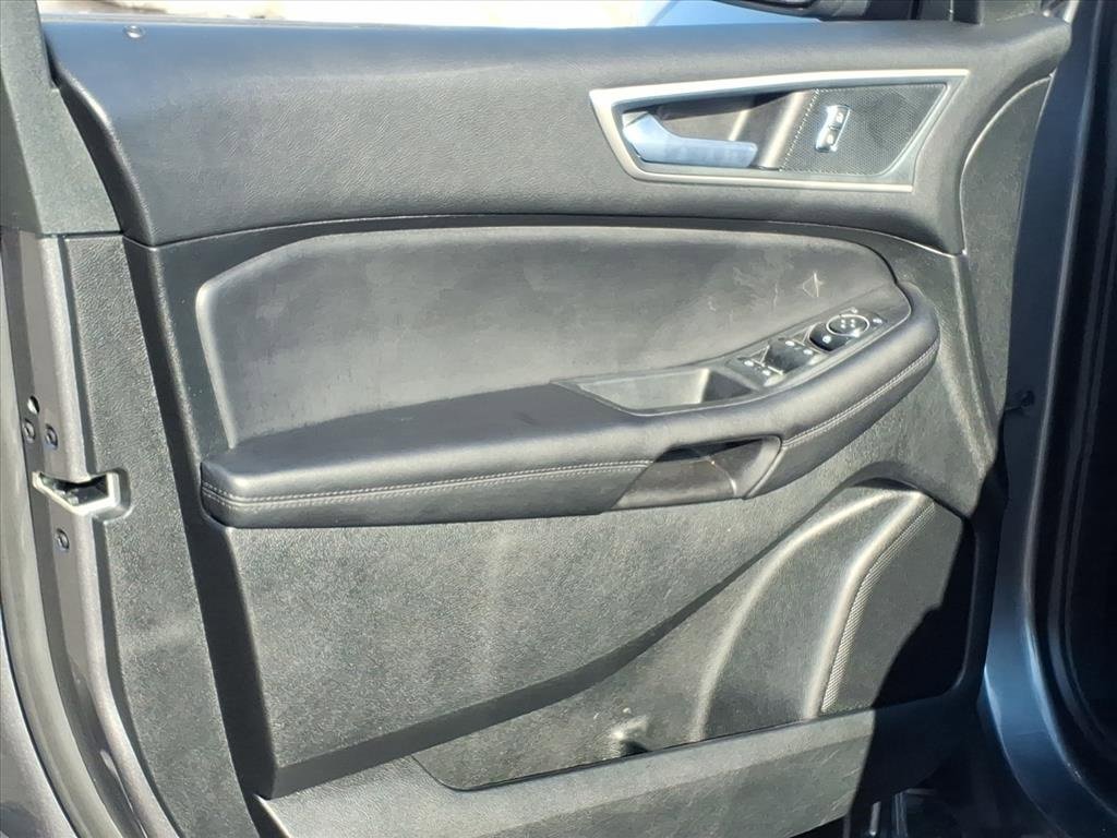 Used 2024 Ford Edge SEL image 15