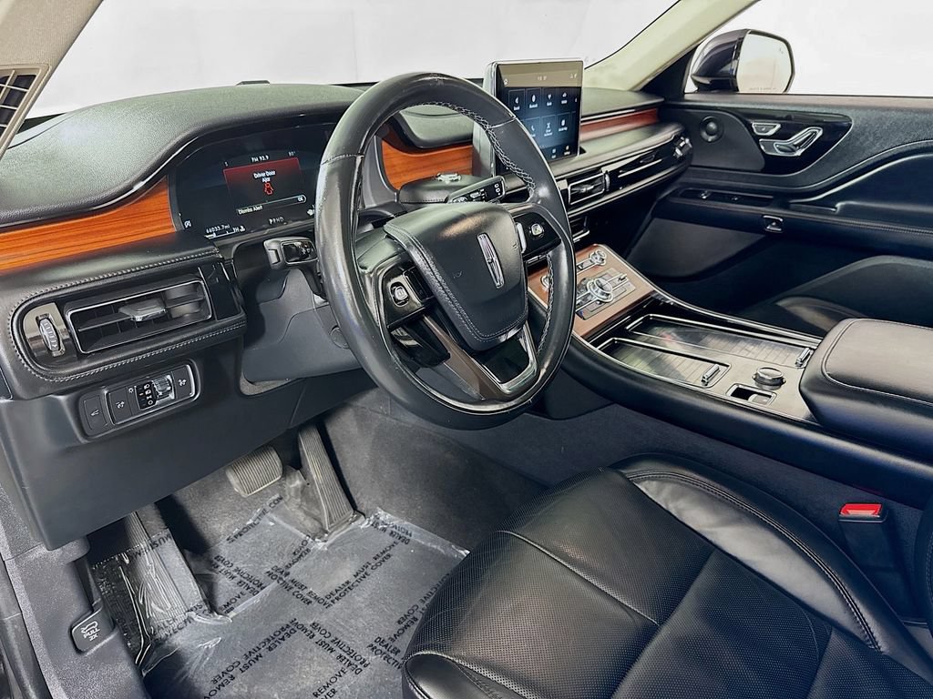 Used 2022 Lincoln Aviator Reserve AWD/4WD image 9