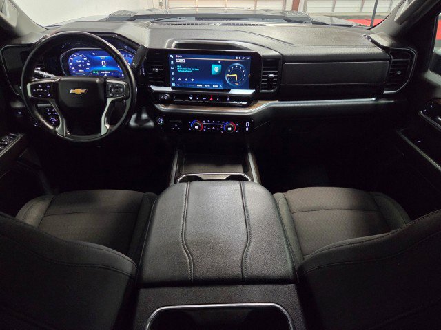 Used 2024 Chevrolet Silverado 2500 LT image 7