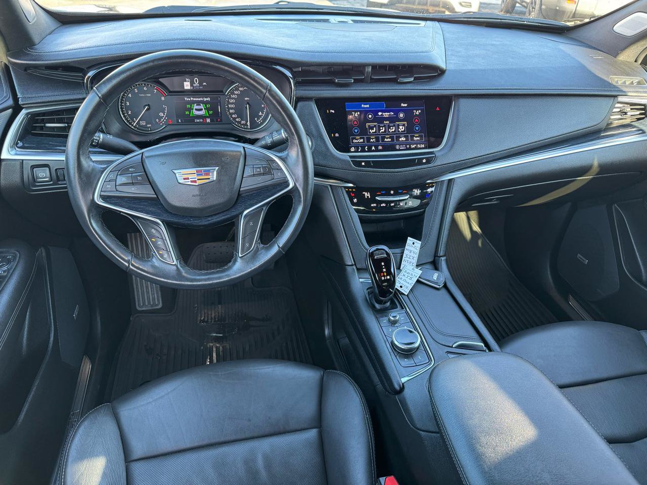 Used 2024 Cadillac XT5 Premium Luxury AWD/4WD image 11