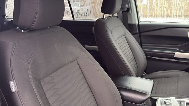 Used 2021 Ford Explorer XLT image 33