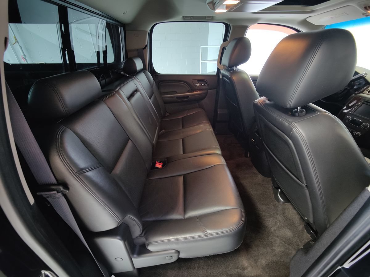 Used 2011 GMC Sierra 2500 Denali AWD/4WD image 18
