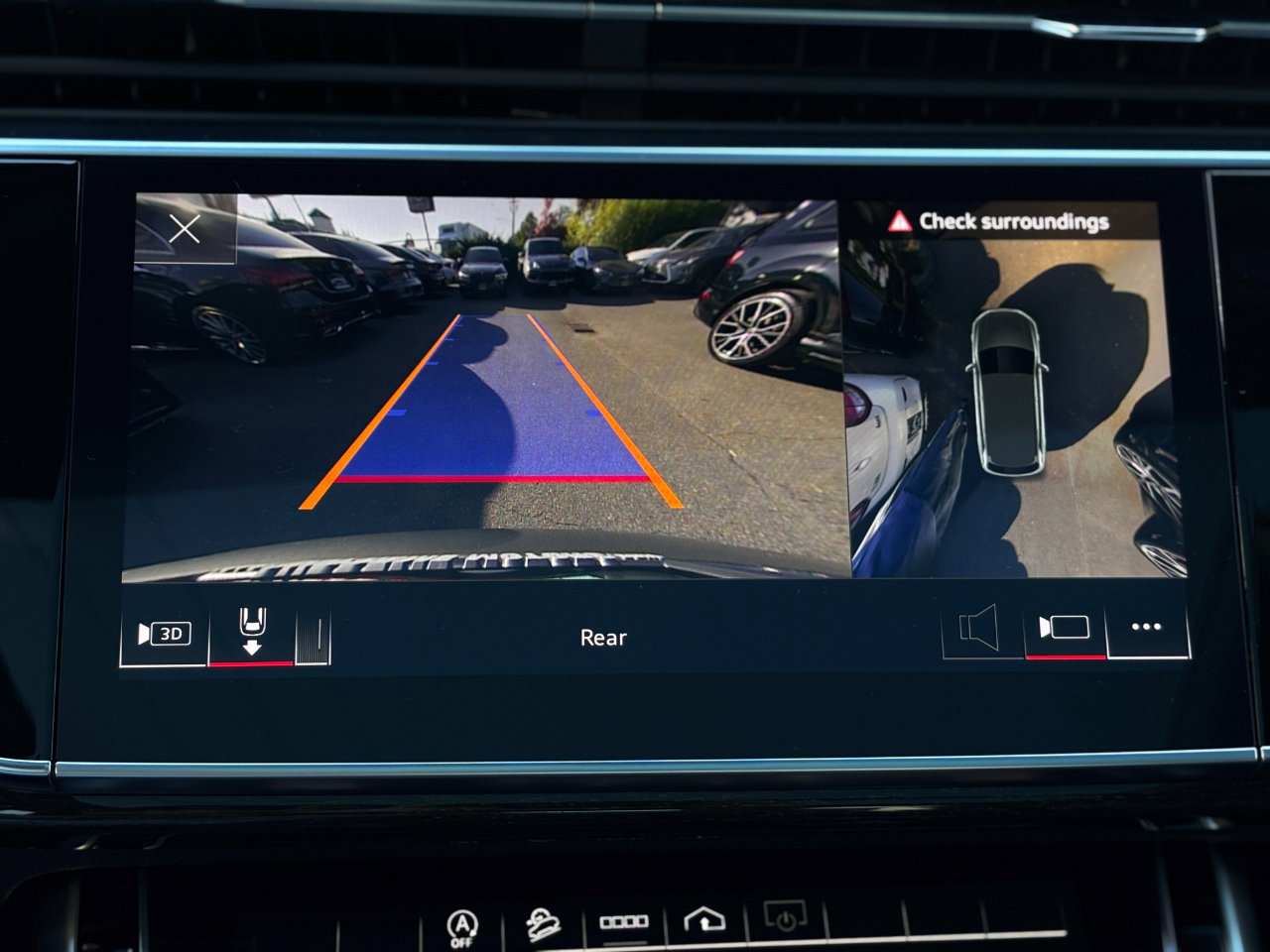 Used 2021 Audi Q7 3.0T Prestige w/ Prestige Package image 12