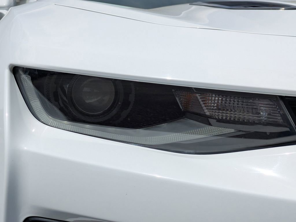 Used 2017 Chevrolet Camaro SS RWD image 13