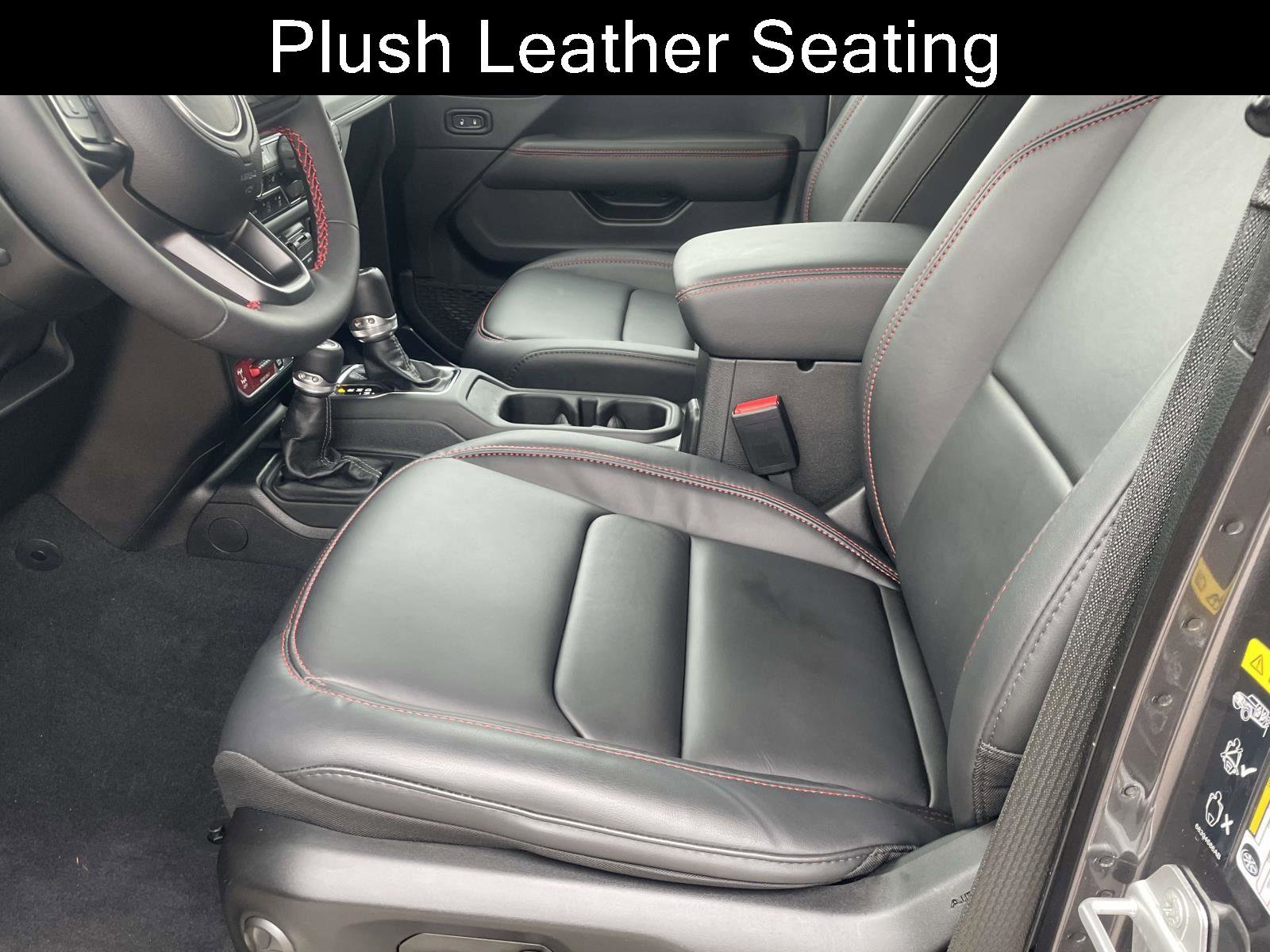 Used 2024 Jeep Wrangler Unlimited Rubicon w/ Technology Group image 14