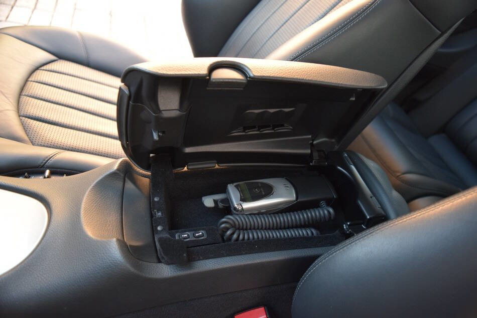 Used 2003 Mercedes-Benz CLK 55 AMG Coupe image 59