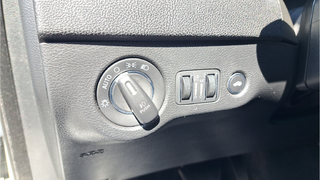 Used 2022 Chrysler 300 S RWD image 24