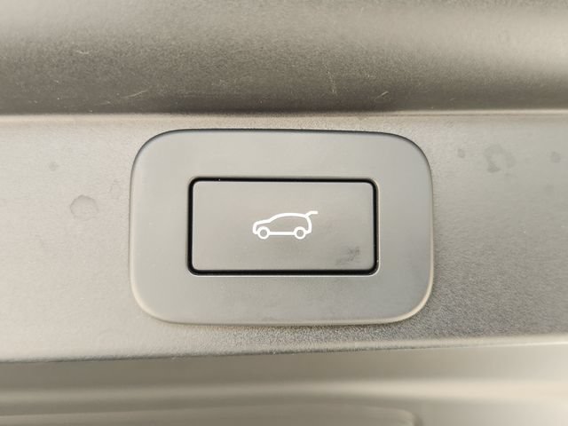 Used 2025 Land Rover Range Rover Autobiography AWD/4WD image 36