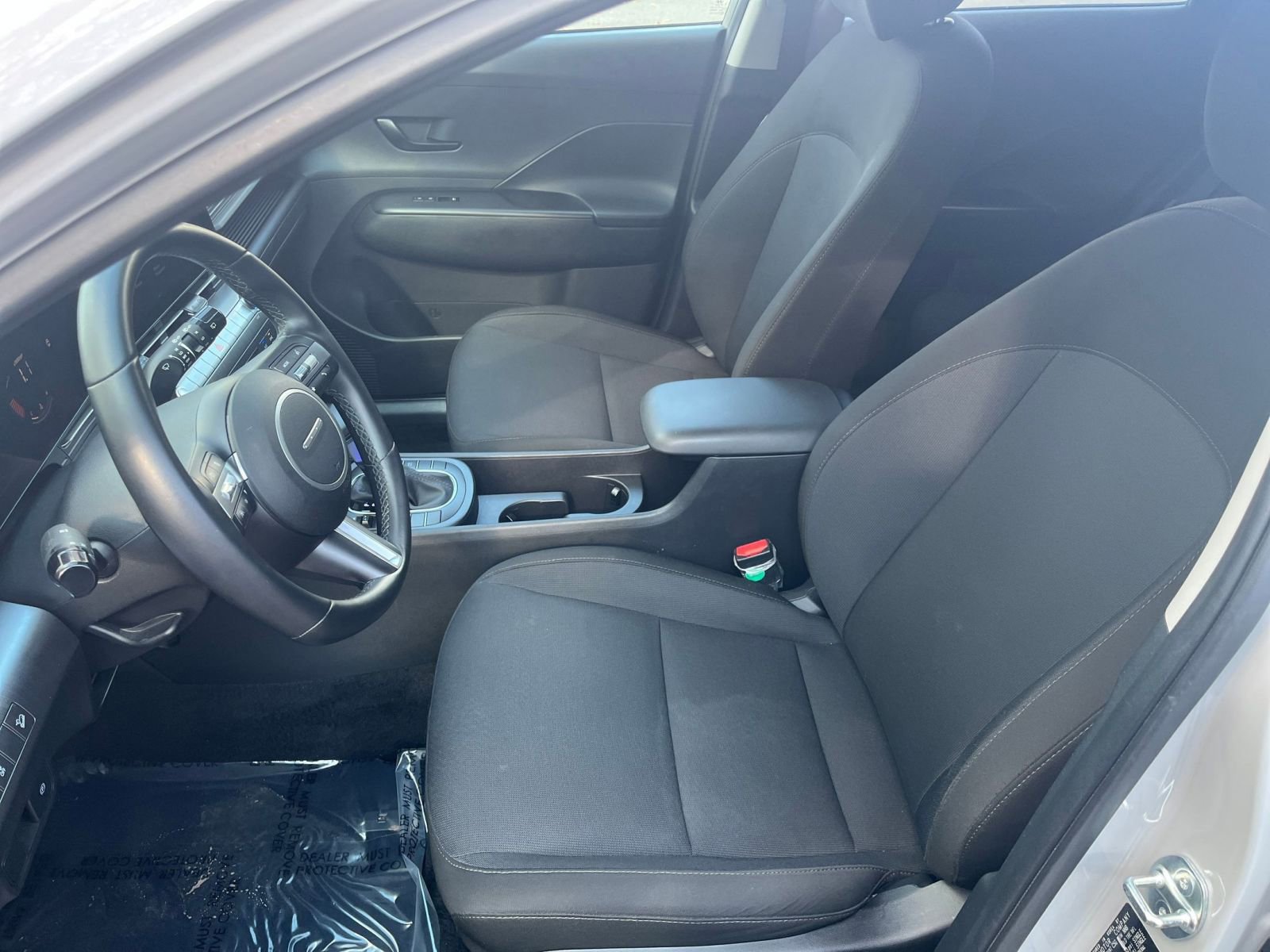 Used 2025 Hyundai Kona SEL image 32