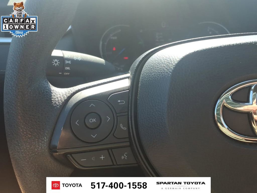 Used 2025 Toyota RAV4 LE AWD/4WD image 18