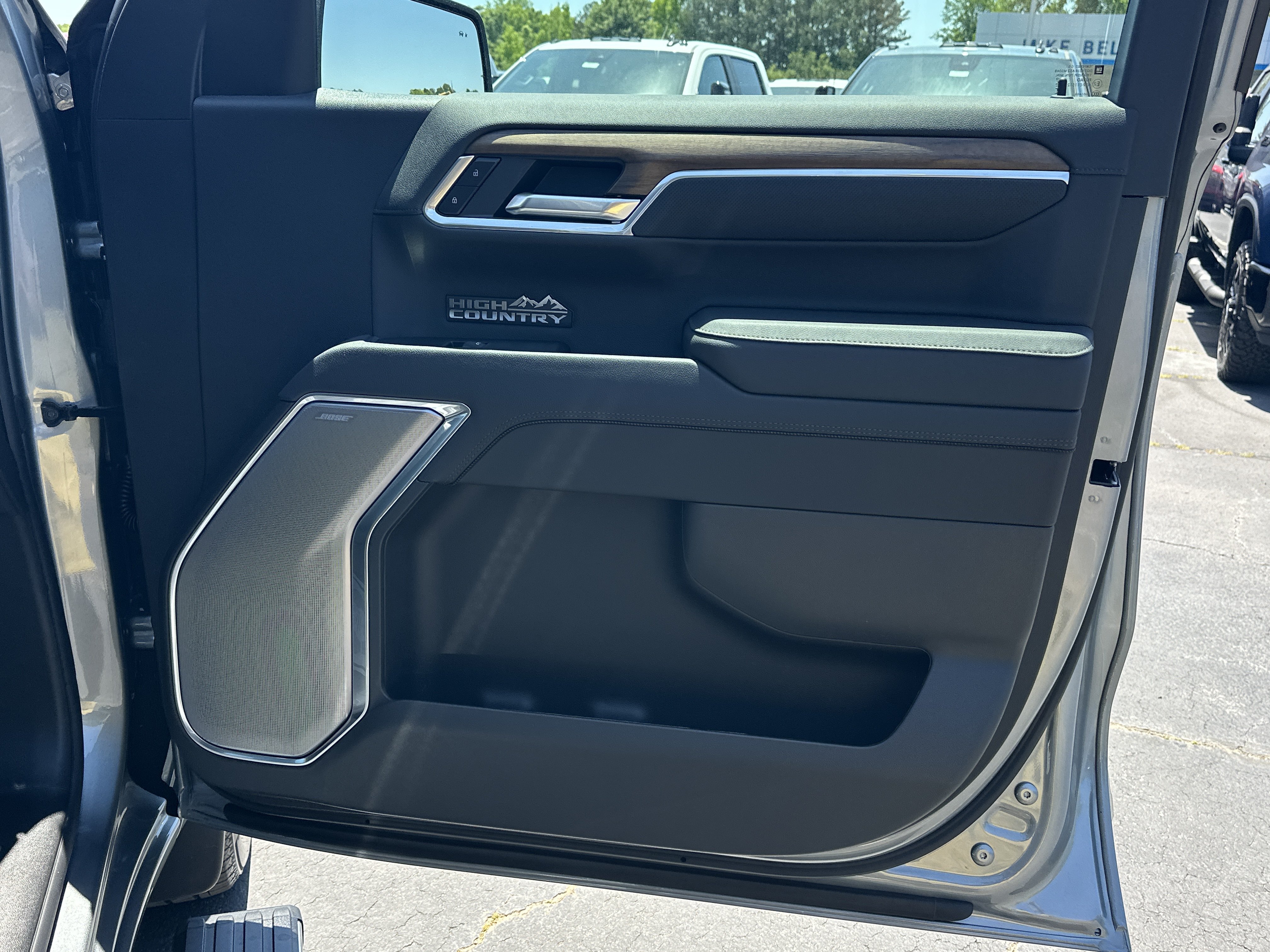 New 2026 Chevrolet Silverado 1500 High Country AWD/4WD image 16