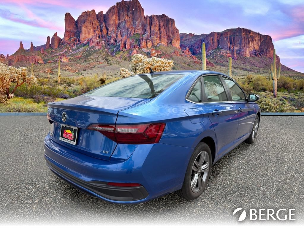 Used 2022 Volkswagen Jetta SE FWD image 8