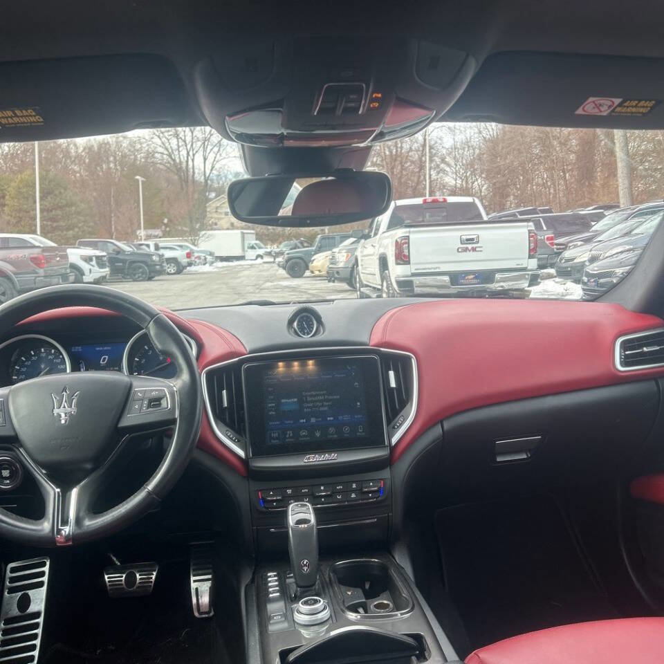 Used 2019 Maserati Ghibli S Q4 image 9