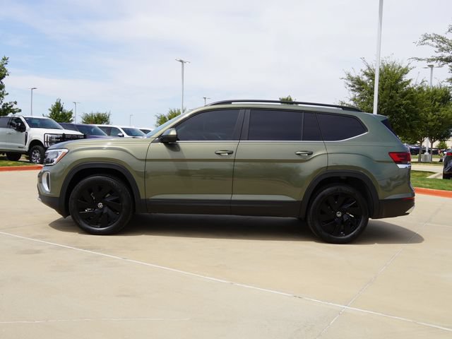 Used 2026 Volkswagen Atlas SE FWD image 3