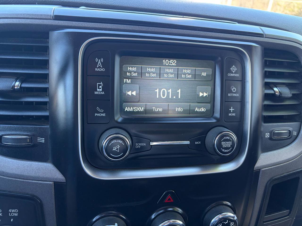 Used 2014 RAM 5500 Tradesman image 31