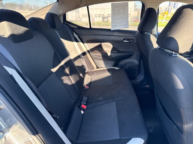 Used 2021 Nissan Versa SV FWD image 14