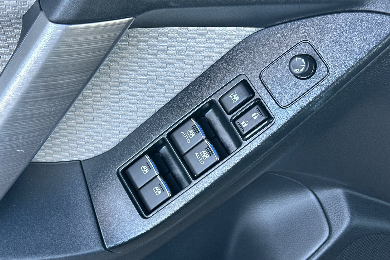 Used 2018 Subaru Forester 2.5i w/ Alloy Wheel Package AWD/4WD image 15