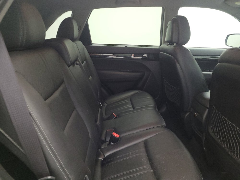 Used 2015 Kia Sorento LX FWD image 19