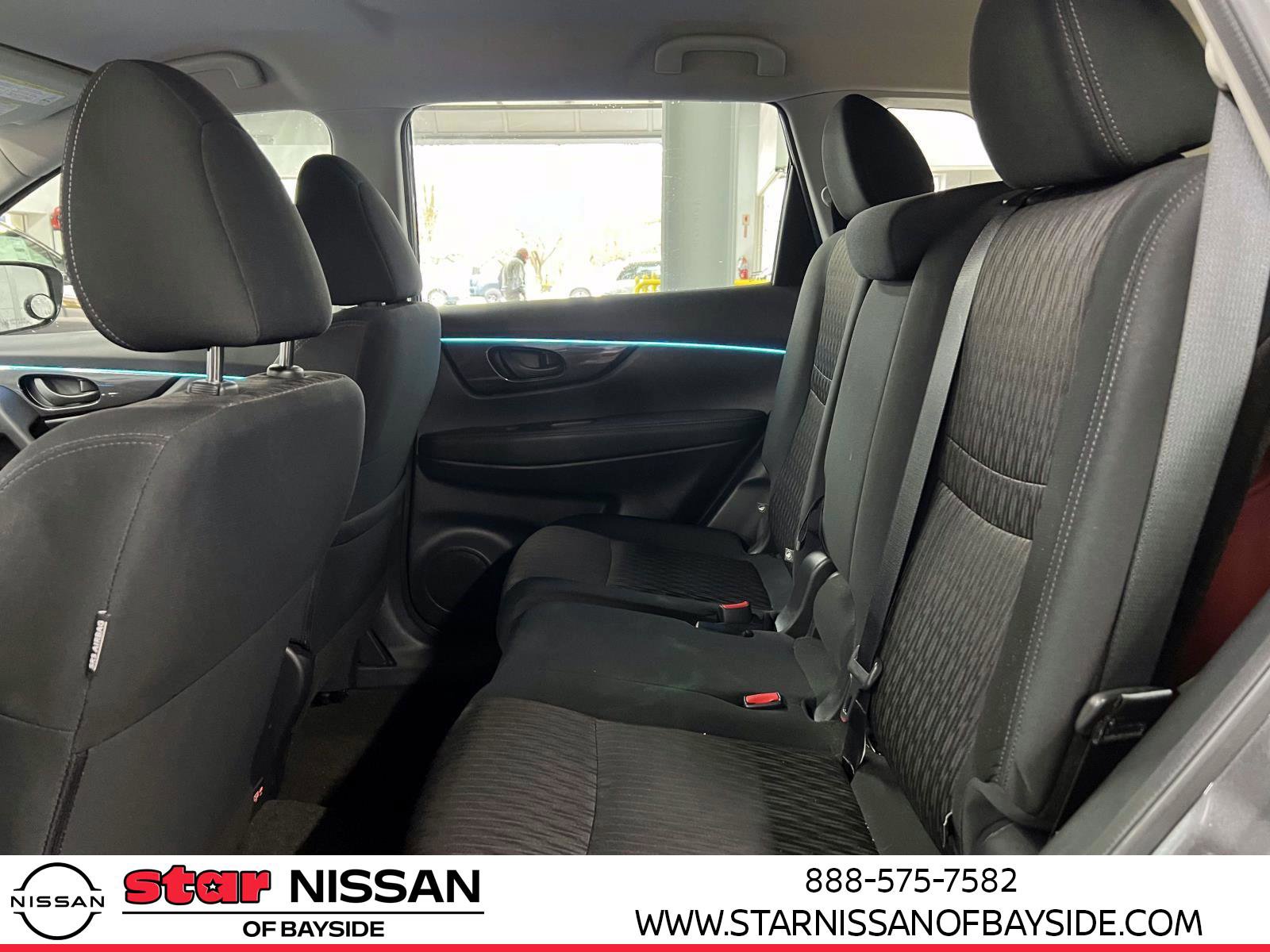 Used 2020 Nissan Rogue S image 11