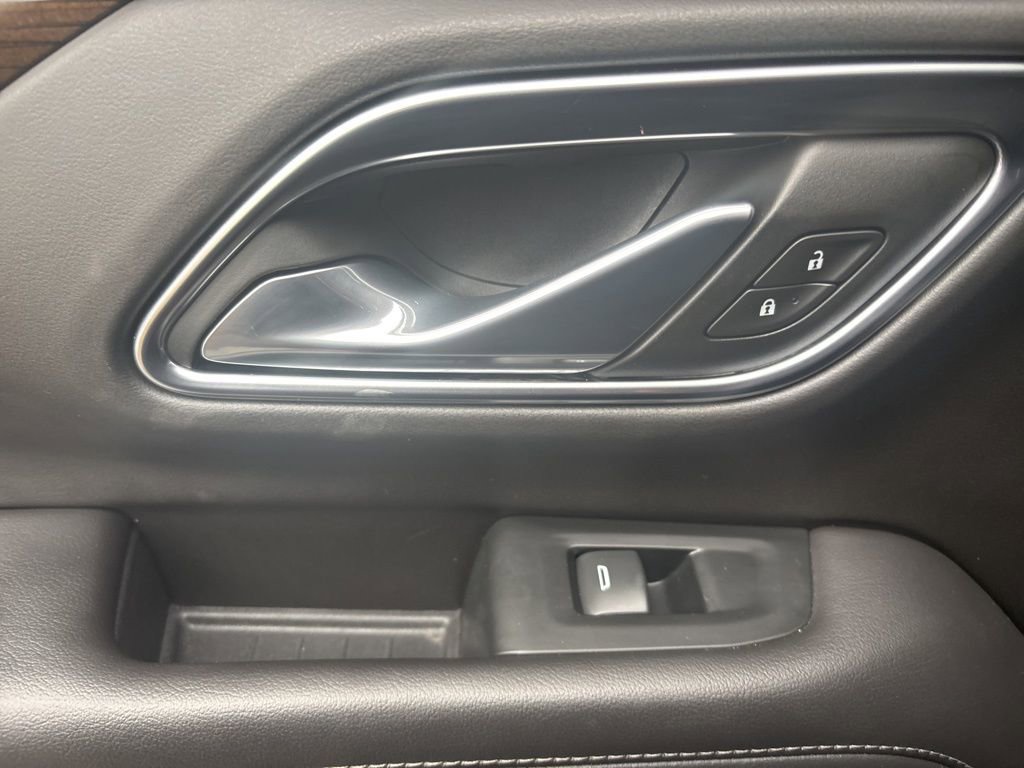 Used 2021 GMC Yukon XL SLE image 22