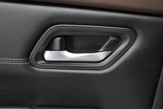 Used 2023 Nissan Rogue SV w/ SV Premium B Package image 54