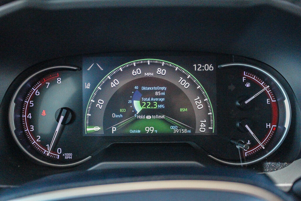 Certified 2021 Toyota RAV4 Limited FWD image 14