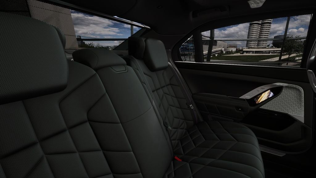 New 2026 BMW 760i xDrive w/ Executive Package image 38