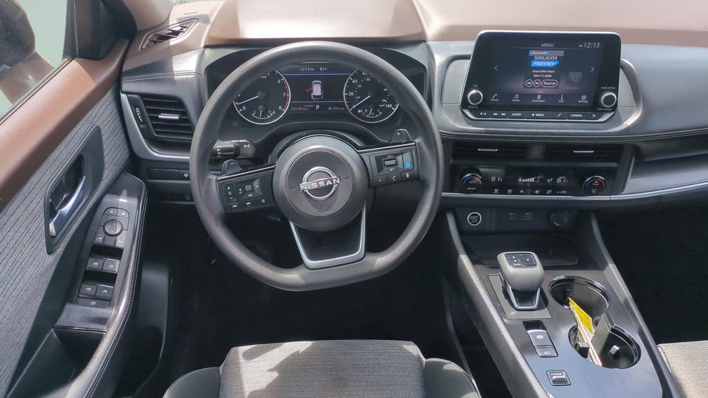 Used 2023 Nissan Rogue SV image 14