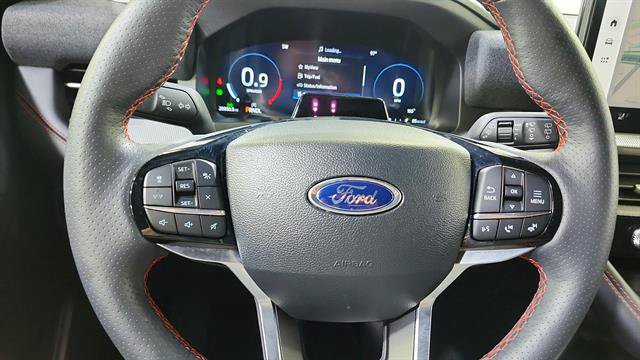 Used 2025 Ford Explorer ST-Line AWD/4WD image 14