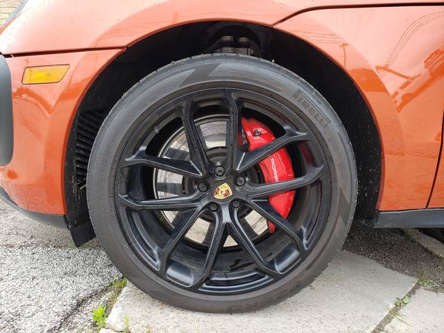 Used 2024 Porsche Macan GTS AWD/4WD image 27