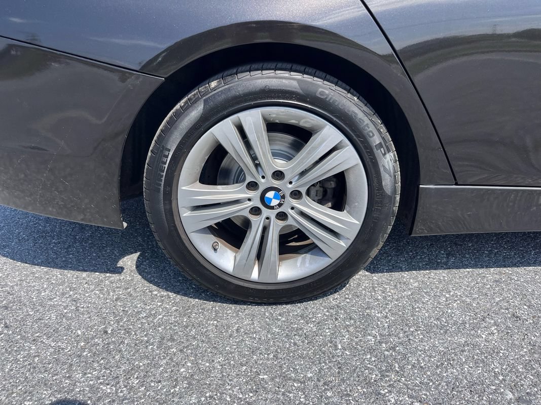 Used 2016 BMW 328i Sedan RWD image 23