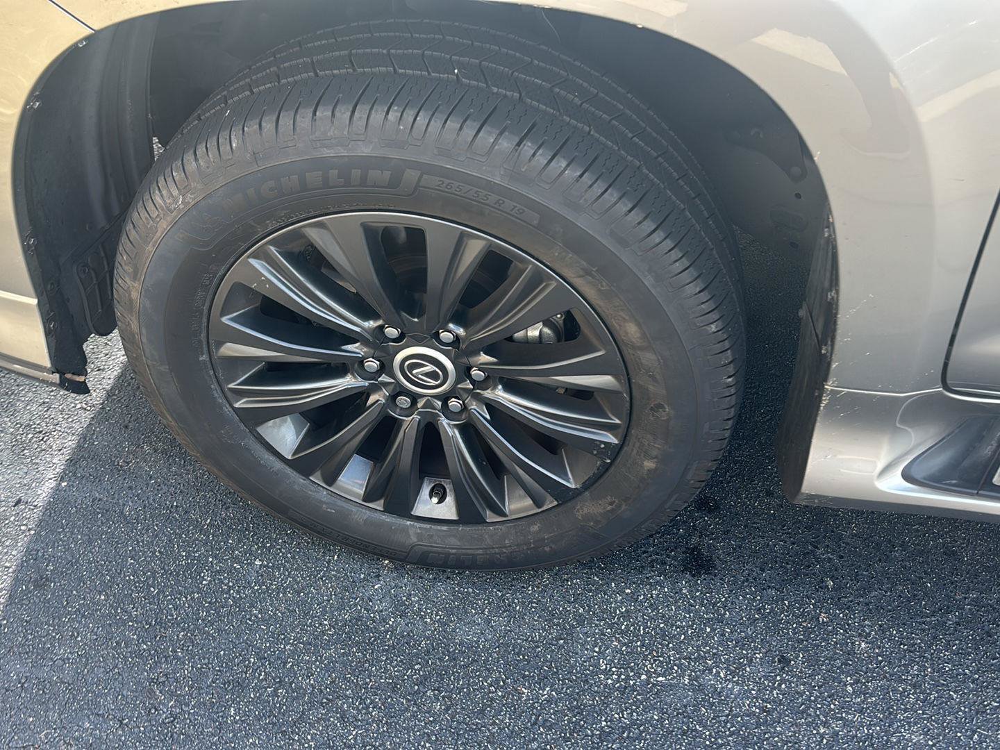 Certified 2020 Lexus GX 460 Premium AWD/4WD image 7