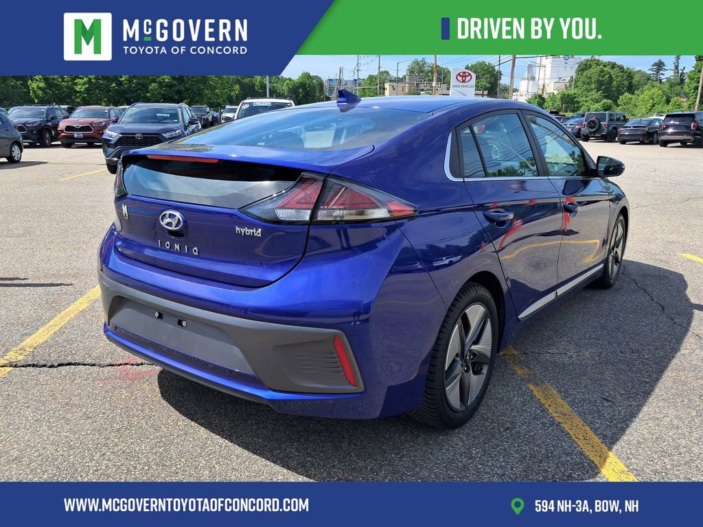 Used 2020 Hyundai Ioniq SEL FWD image 3