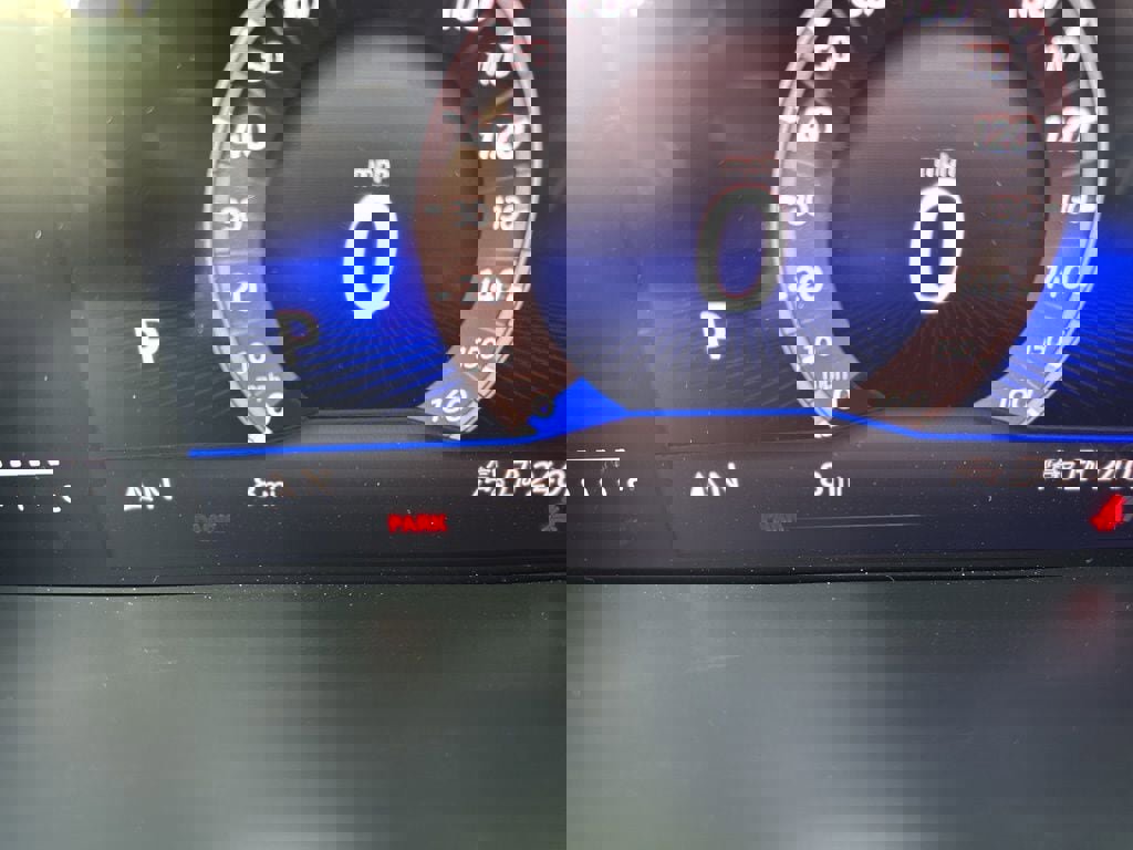 New 2026 Volkswagen Taos SE image 20