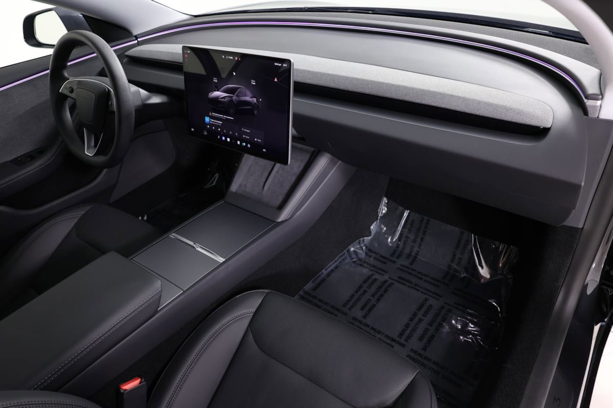 Used 2025 Tesla Model 3 RWD image 25