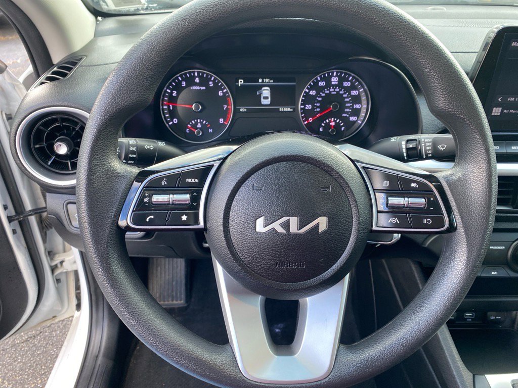 Certified 2023 Kia Forte LXS image 11