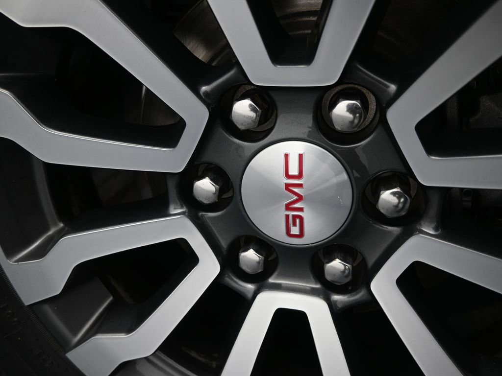 Used 2021 GMC Sierra 1500 AT4 w/ AT4 Premium Package AWD/4WD image 54