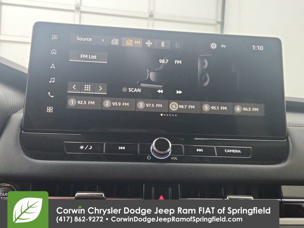 Used 2025 Mitsubishi Outlander SE image 23