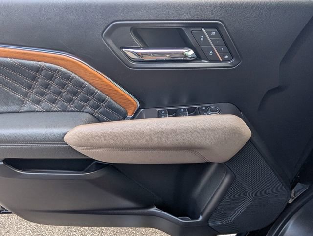 Used 2023 GMC Canyon Denali image 40