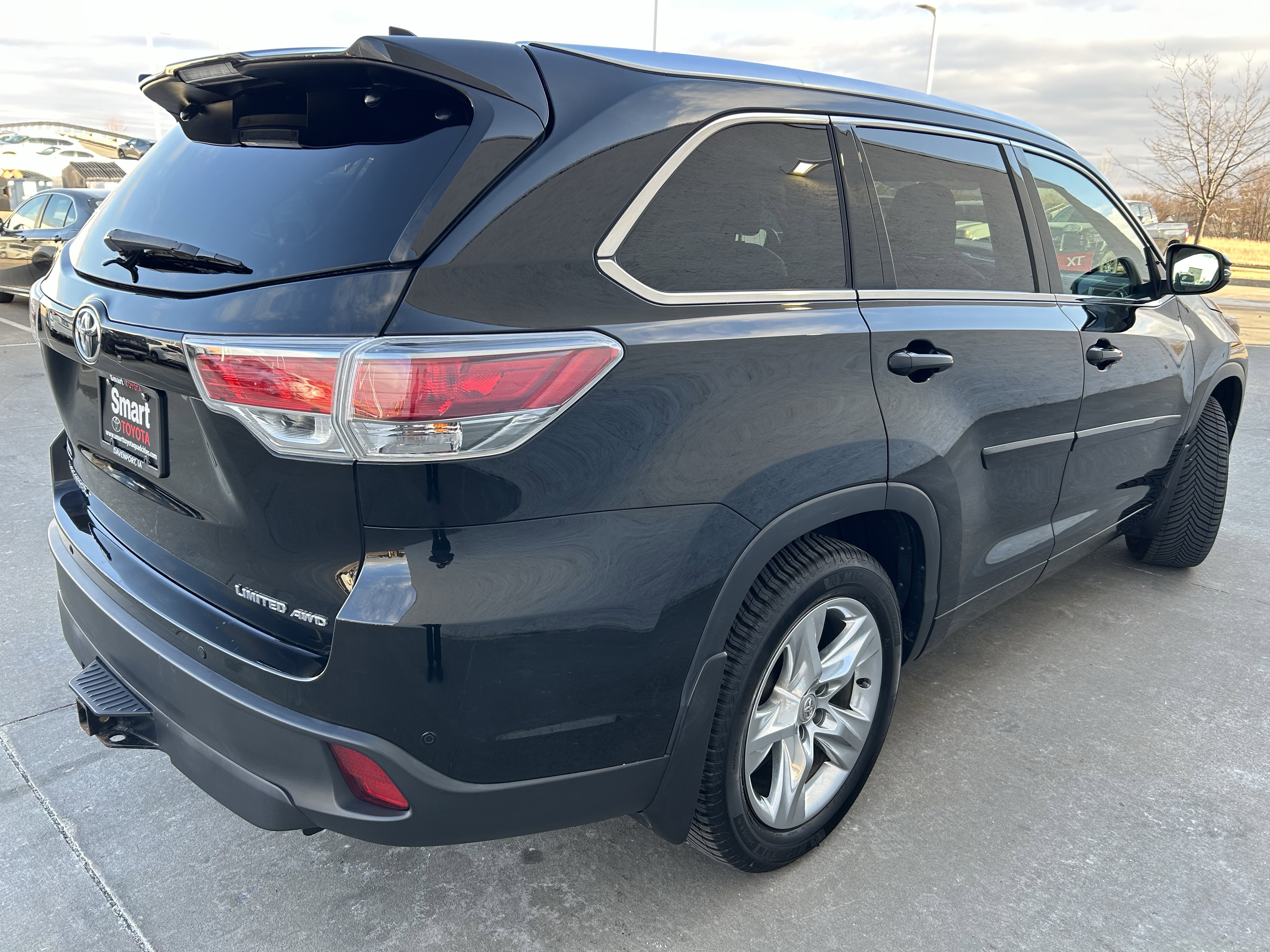 Used 2015 Toyota Highlander Limited image 6