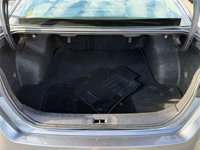 Used 2024 Nissan Altima 2.5 SV image 4