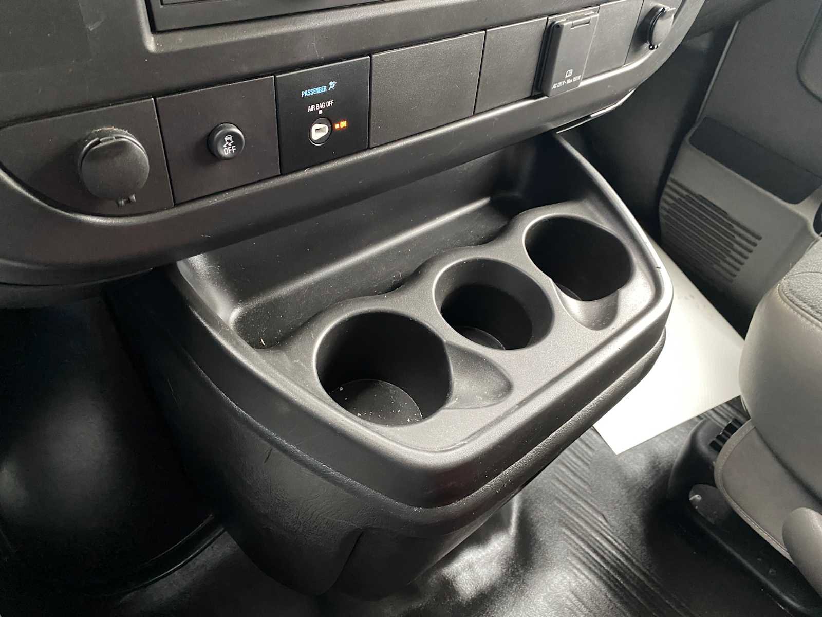 Used 2024 Chevrolet Express 2500 w/ Driver Convenience Package image 17